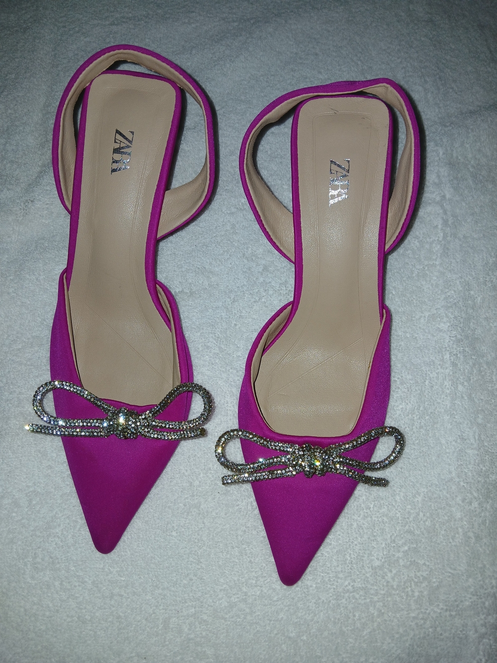 Zara Hot Pink Slingback Pointed Toe Flats with Crystal Bow - Picture 4 of 7